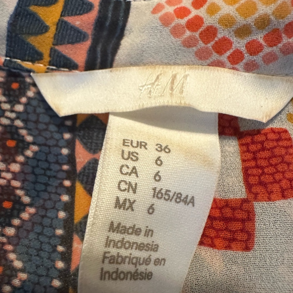 H&M blouse - Picture 2 of 4